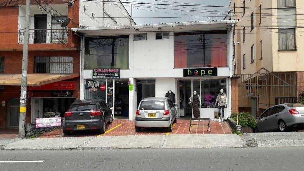 Hostal Deluxe Santander Manizales Exterior foto